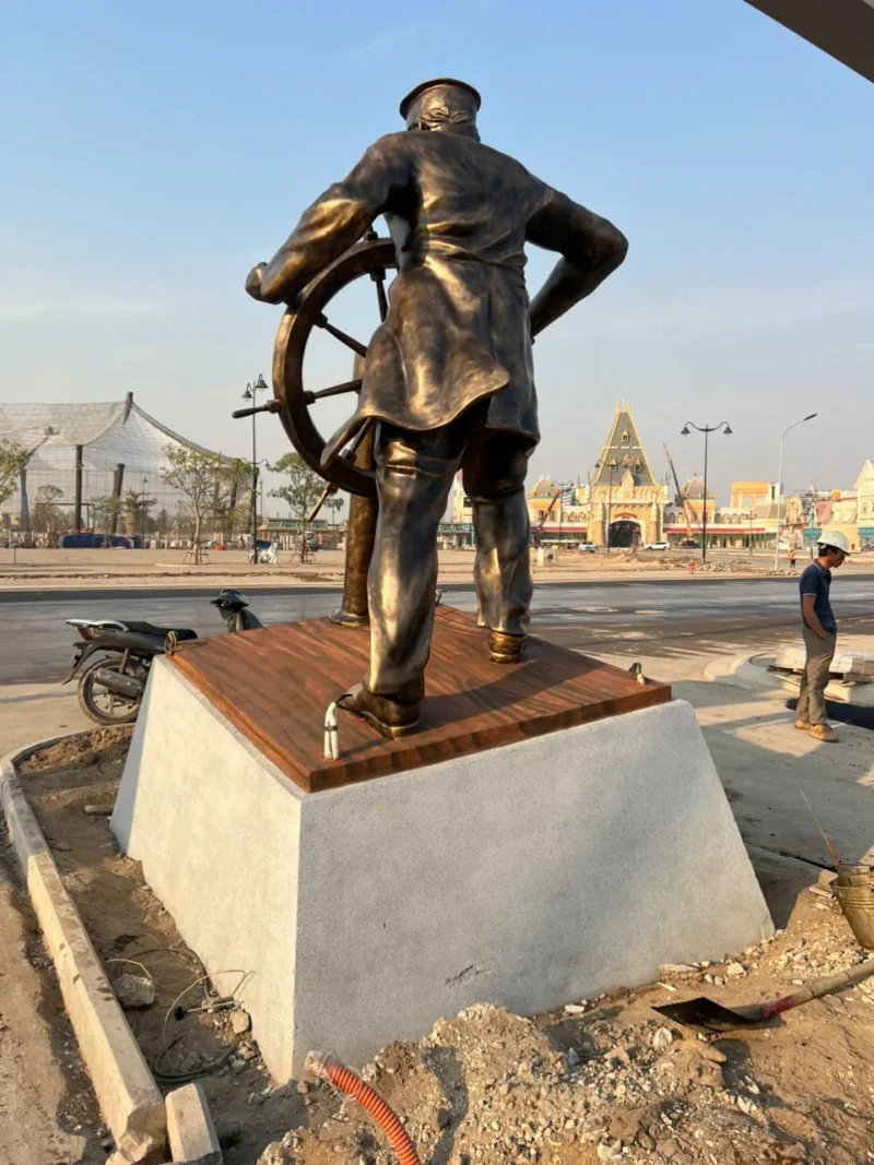 Thủy Thủ Lái Tàu tại Vũ Yên, Hải Phòng